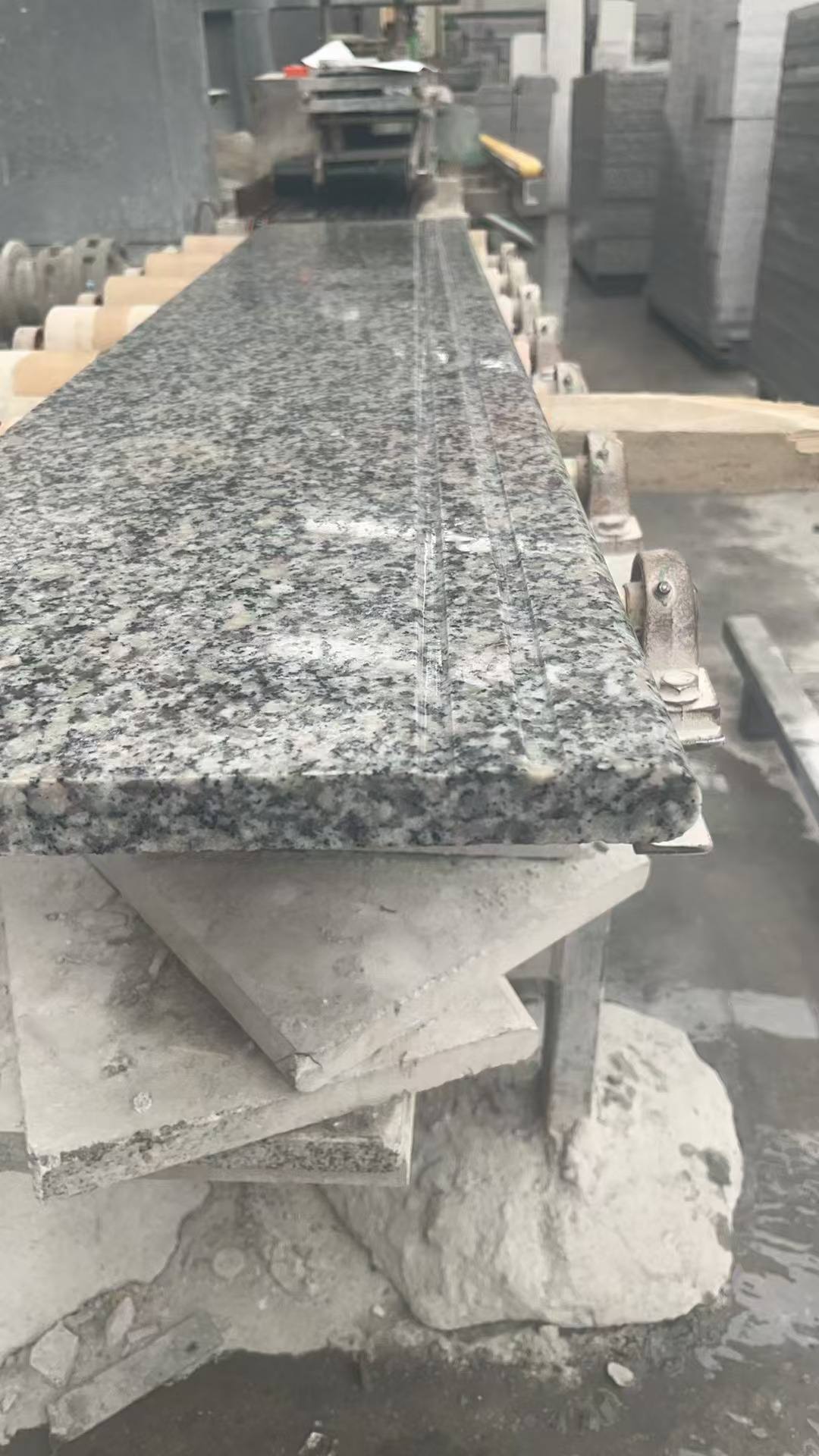 广元芝麻白楼梯踏步 芙蓉白