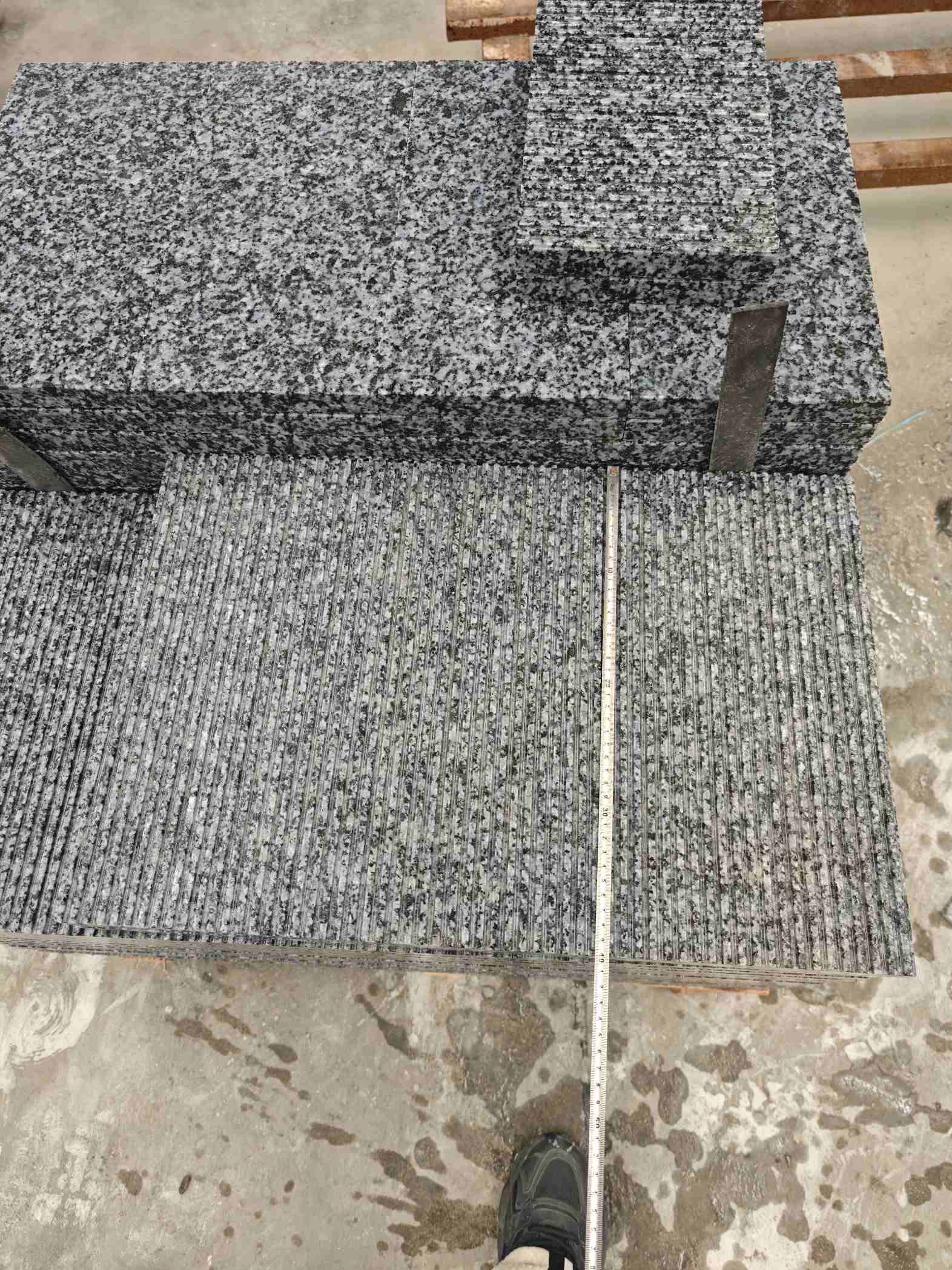 广元芝麻黑拉丝面